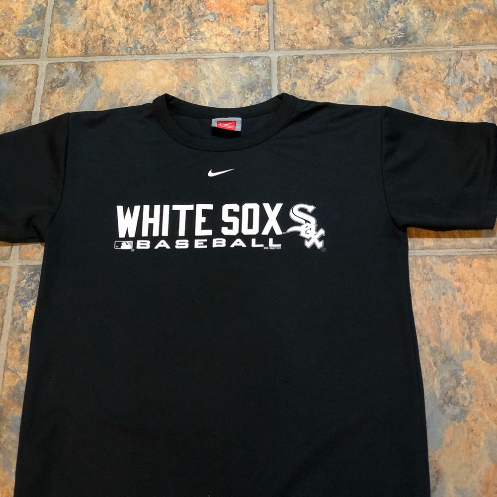 Small Black NikeFit White Sox T-Shirt